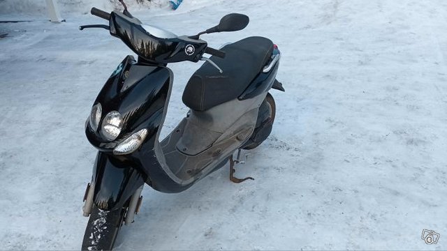 Yamaha skootteri, kuva 1