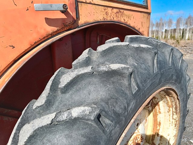 Belarus T40 traktori - KATSO VIDEO 12