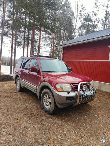 Mitsubishi Pajero 2