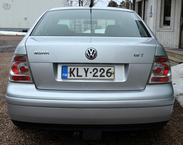 Volkswagen Bora 11