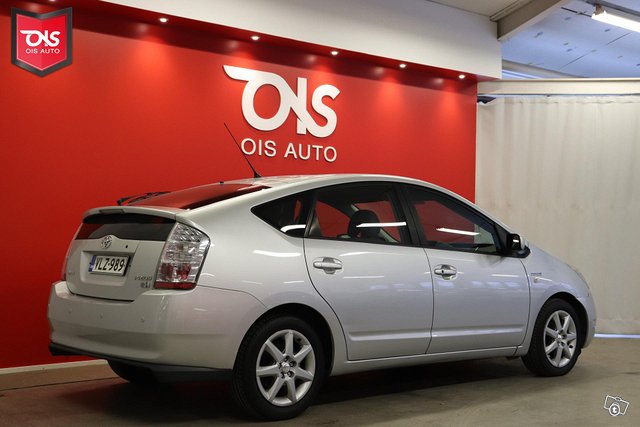 Toyota Prius 10