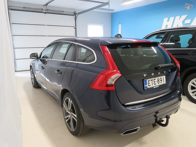 Volvo V60 2