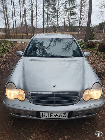 Mercedes-Benz C 200 3