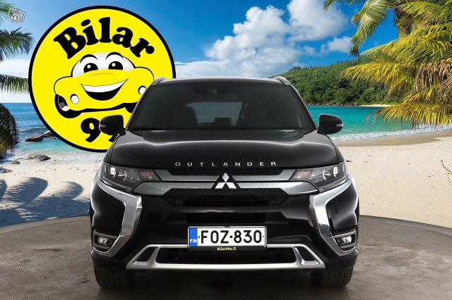 Mitsubishi OUTLANDER PHEV 8