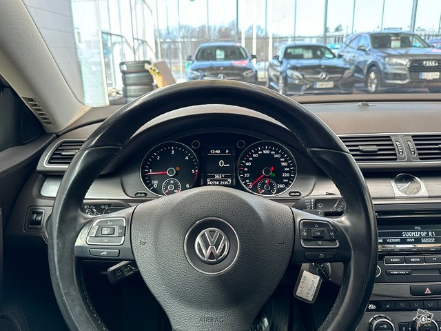 Volkswagen Passat 13