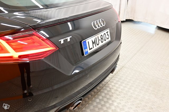 Audi TT 10