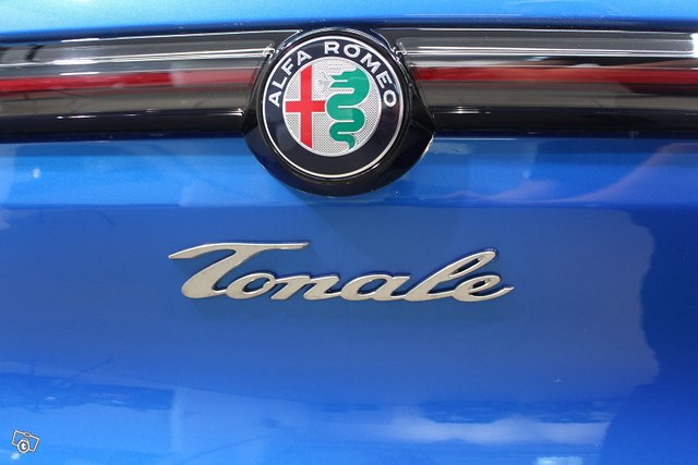 Alfa Romeo Tonale 10