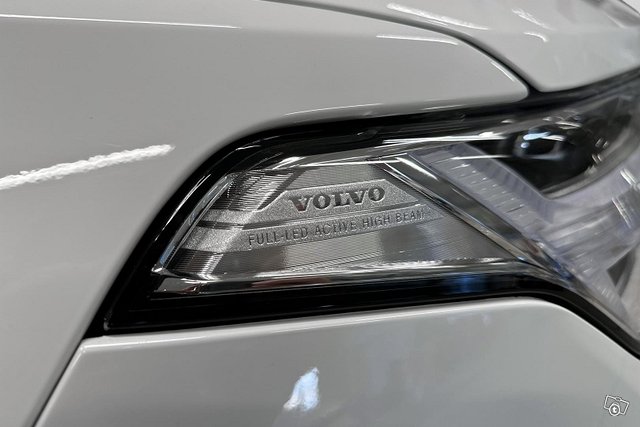 Volvo XC90 16