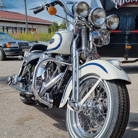 Harley Davidson heritage springer softail, kuva 1