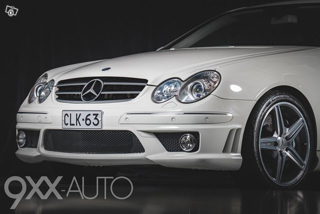 Mercedes-Benz CLK 63 AMG 4
