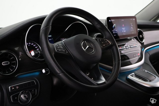 Mercedes-Benz EQV 11