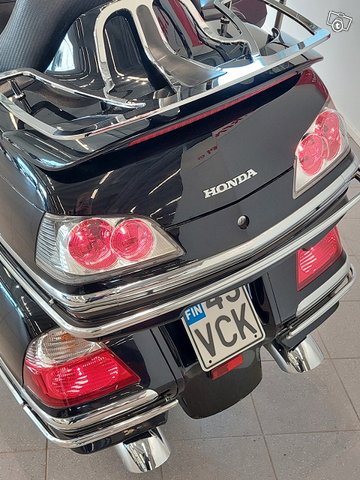 Honda GL1800 13