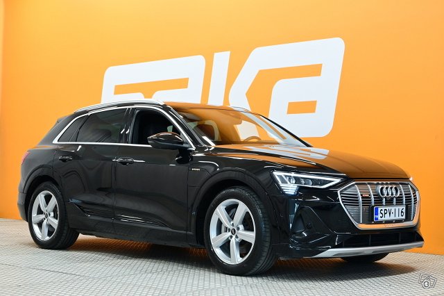 Audi E-tron 1