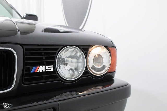 BMW M5 12