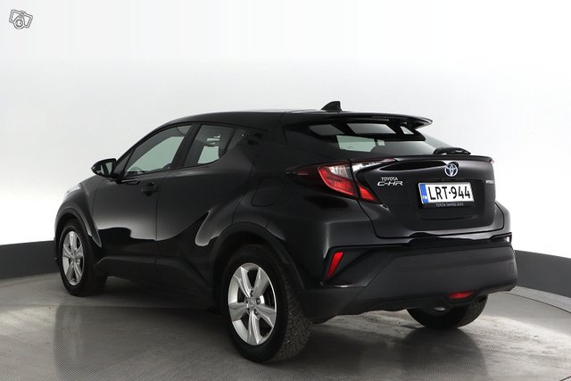 Toyota C-HR 3