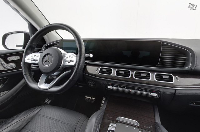 Mercedes-Benz GLS 5