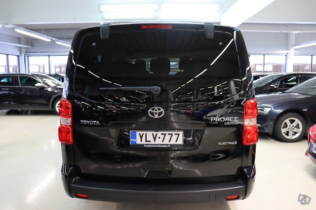 Toyota PROACE VERSO EV 3