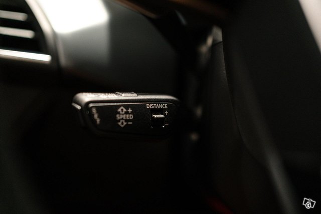 Audi E-tron GT RS 10
