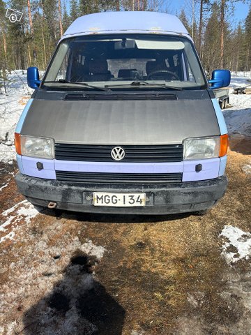 Volkswagen Transporter 1