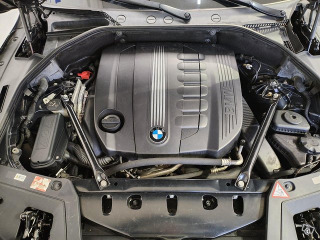 BMW 535 Gran Turismo 12