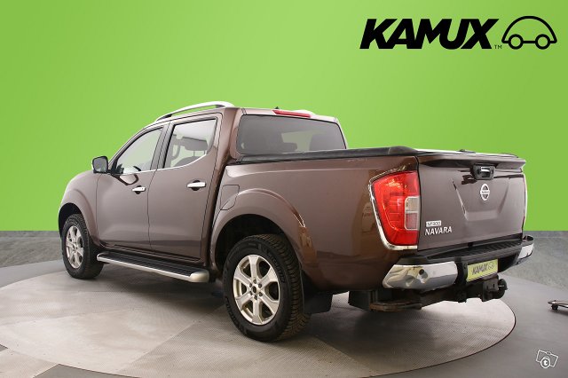 Nissan Navara 5