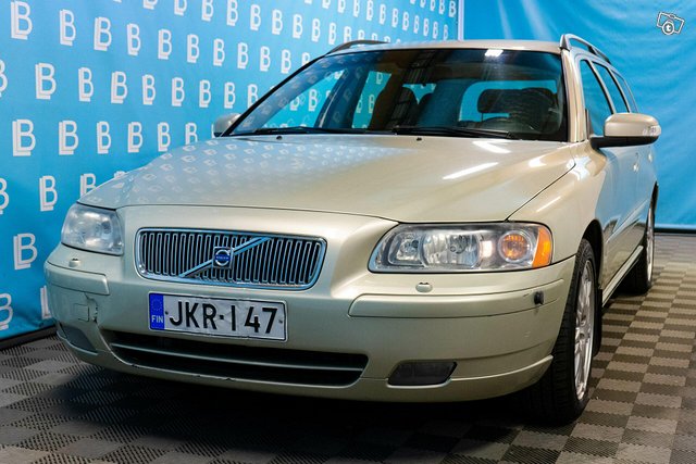 Volvo V70 2