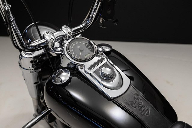 Harley-Davidson Dyna 8