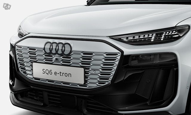 Audi SQ6 E-tron 5