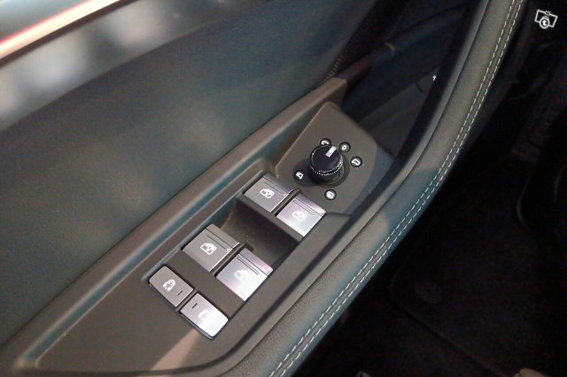 Audi Q8 E-tron 19