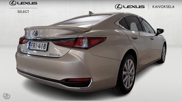 Lexus ES 5