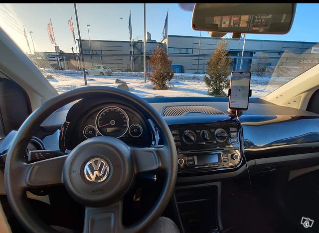 Volkswagen Up 5