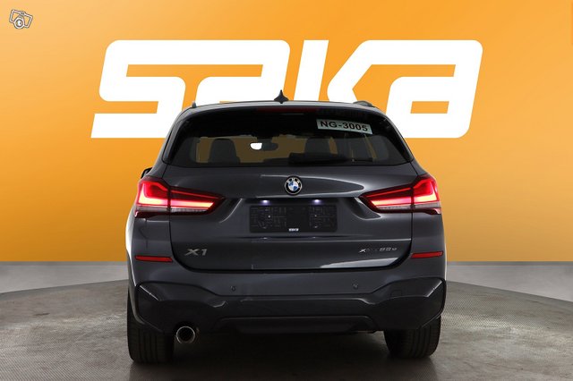 BMW X1 7