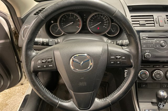 Mazda Mazda6 12