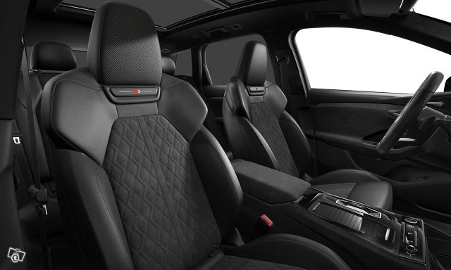 Audi Q6 E-tron 7