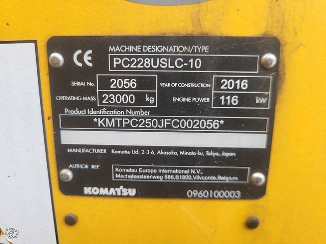 Komatsu PC 228 USLC-10 13