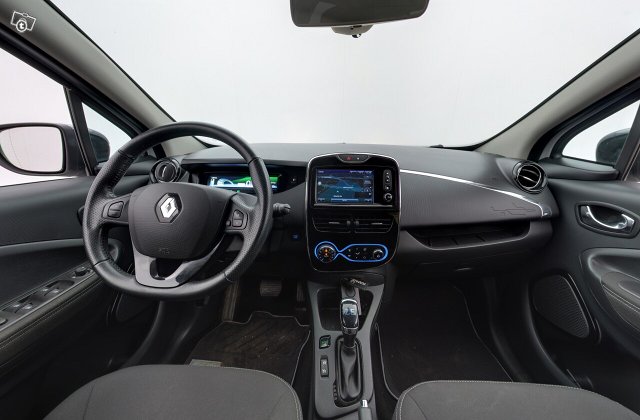 Renault Zoe 9