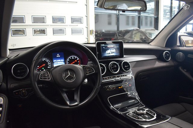 Mercedes-Benz GLC 3