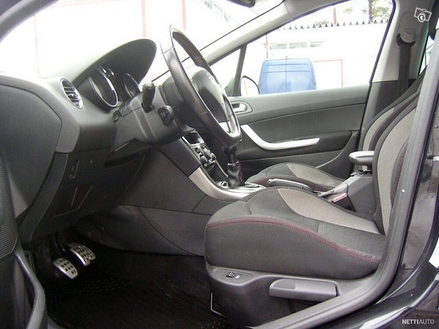 Peugeot 308 6