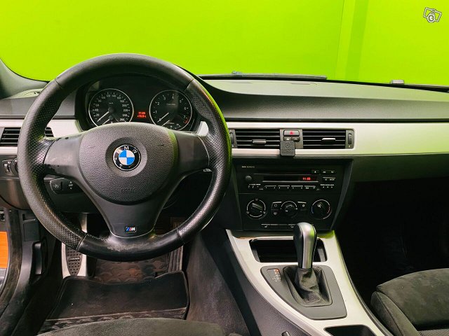 BMW 325 9