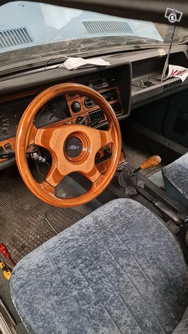 Ford Granada 2