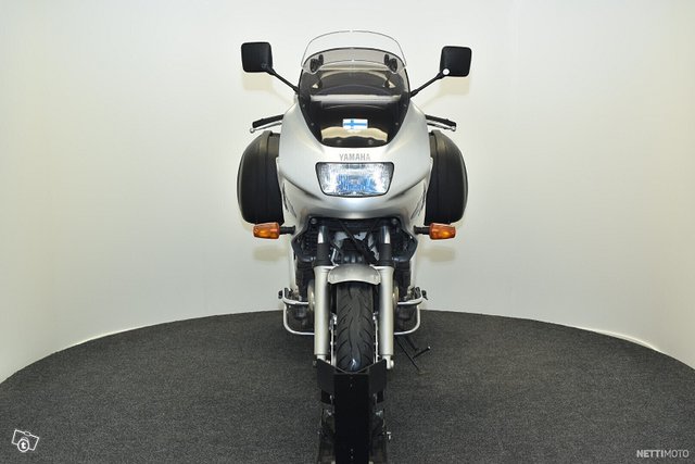 Yamaha XJ 3