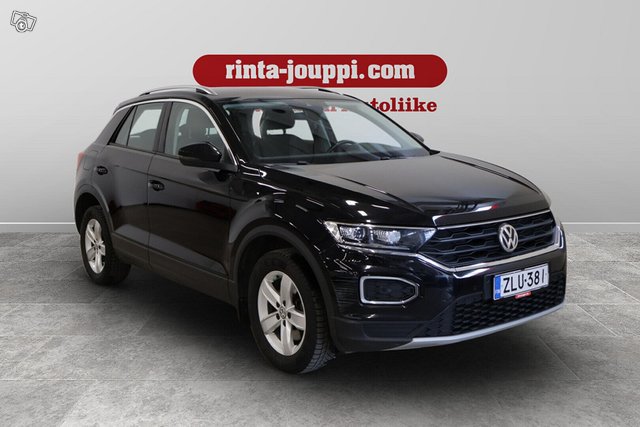 Volkswagen T-Roc 3