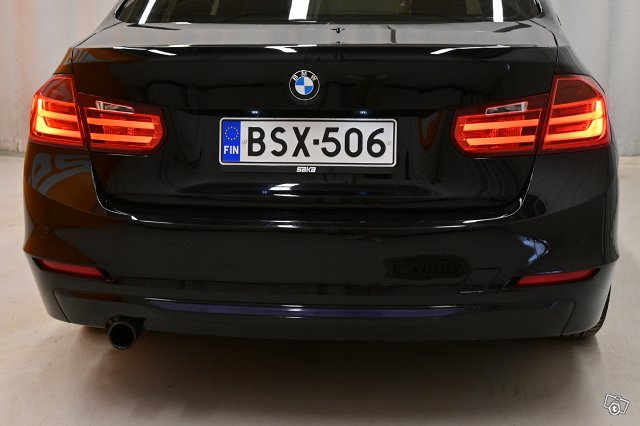 BMW 320 24