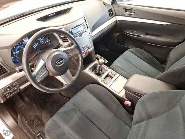 Subaru Outback 9