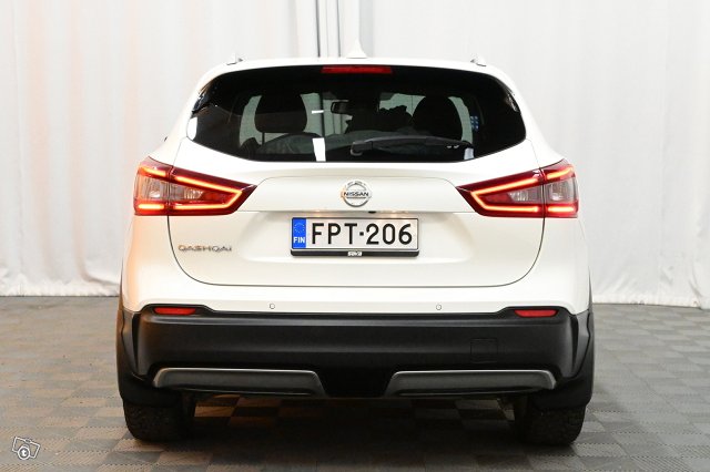 Nissan Qashqai 6