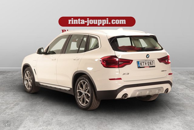 BMW X3 7