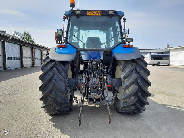 New Holland 8560 RC 3