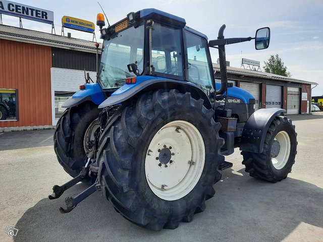 New Holland 8560 RC 4