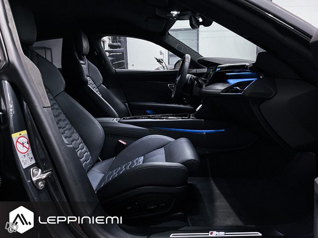 Audi E-tron GT RS 15