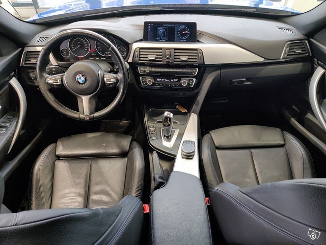 BMW 320 Gran Turismo 17